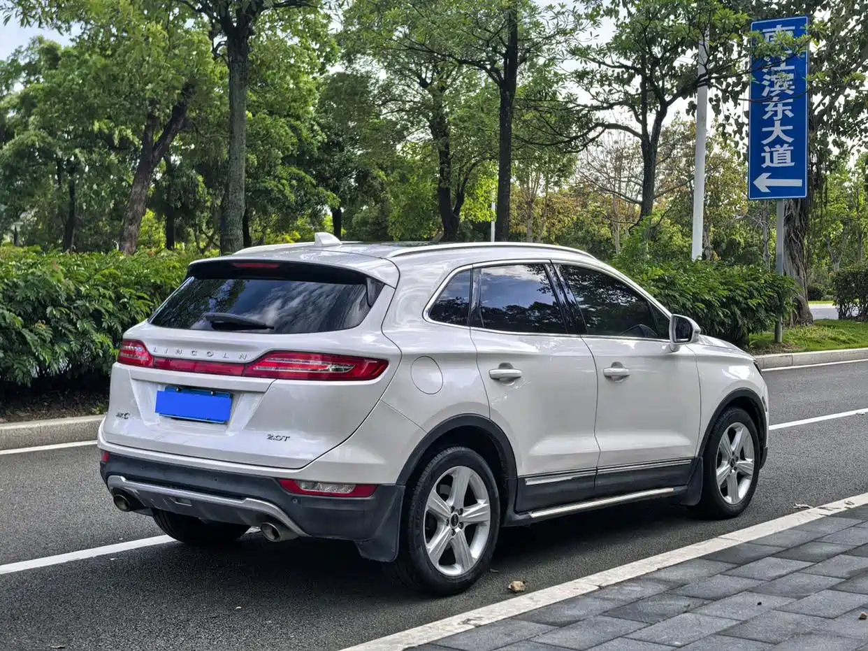 Lincoln MKC 2018 2017 2.0T 2WD Exclusive Edition