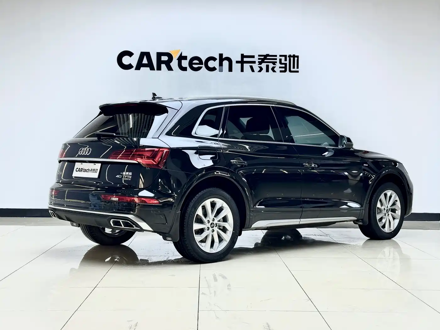 Audi Q5L 2022 40T Luxury Dynamic фото 3