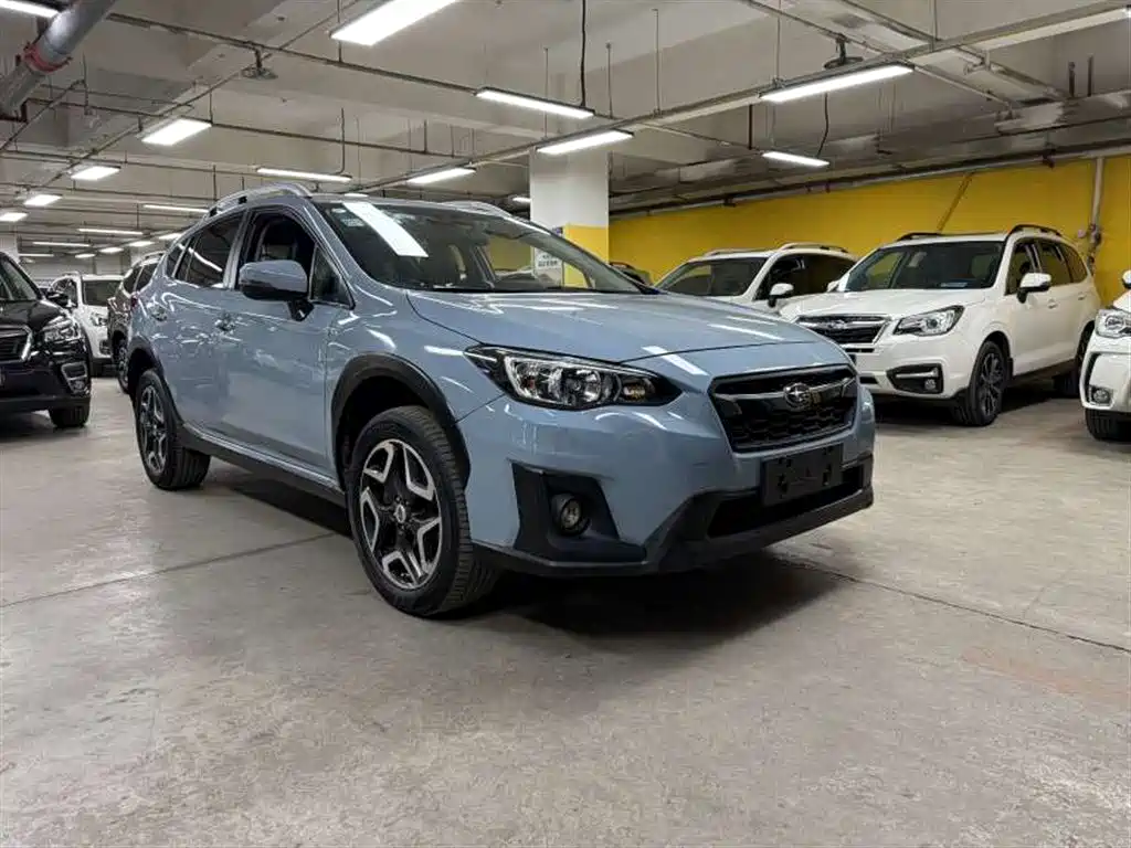 Photo 3 - Subaru XV