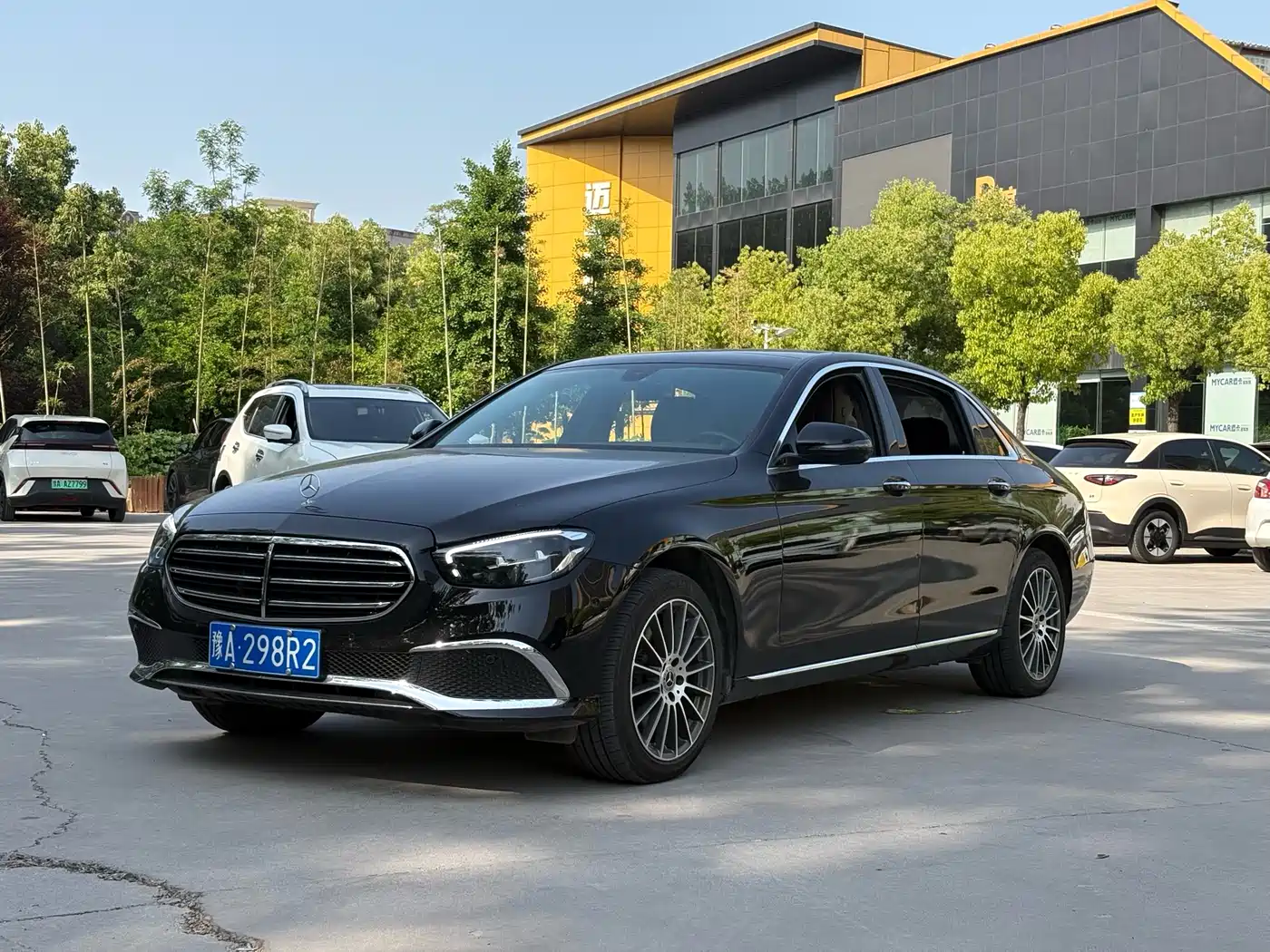 Mercedes-Benz E-Class 2023 E 260 L