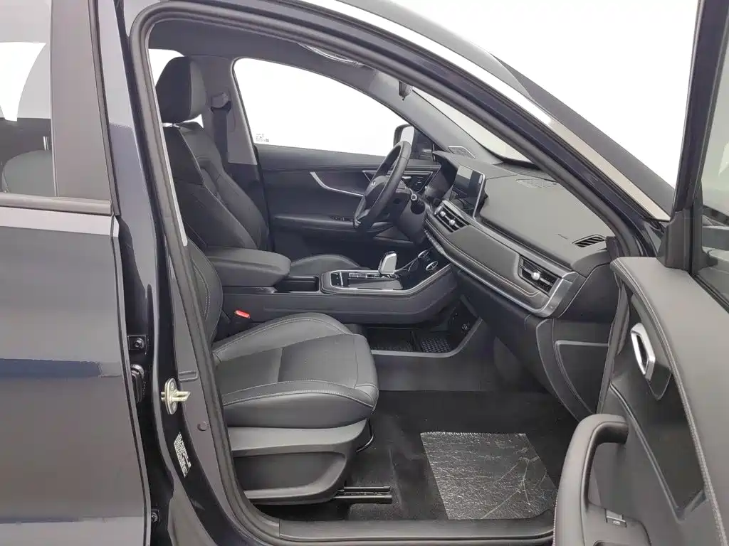 Фото 23 - Chery Tiggo 8