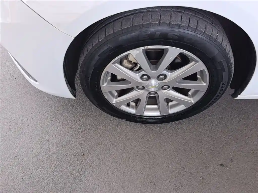 Chevrolet Malibu 2018 530T Automatic Luxury Edition фото 23
