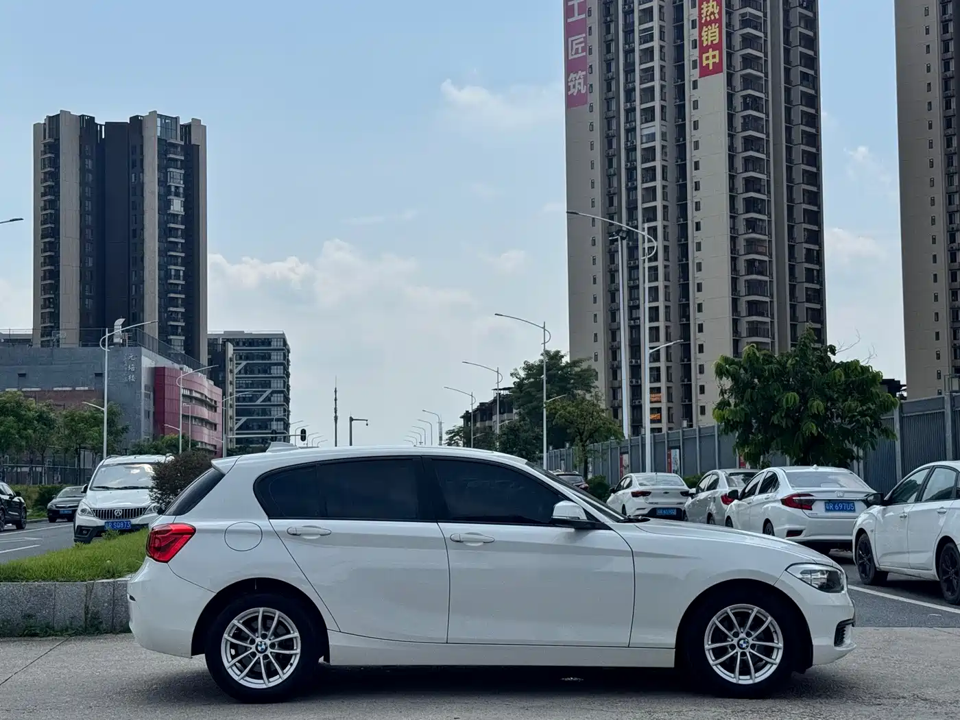 BMW 1 Series (Import) 2016 2015 118i Leading