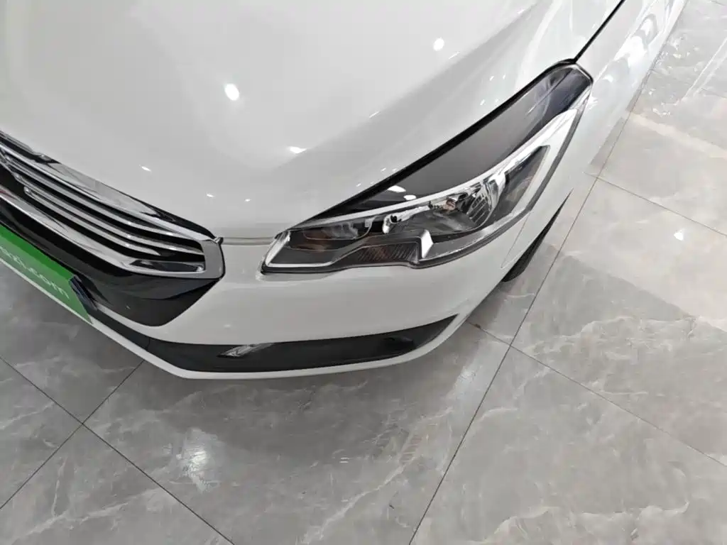 صورة 24 - Peugeot 508