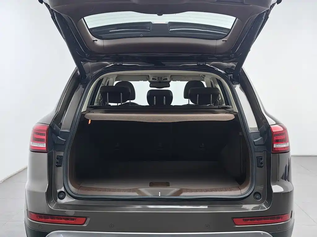 Photo 16 - Haval H7