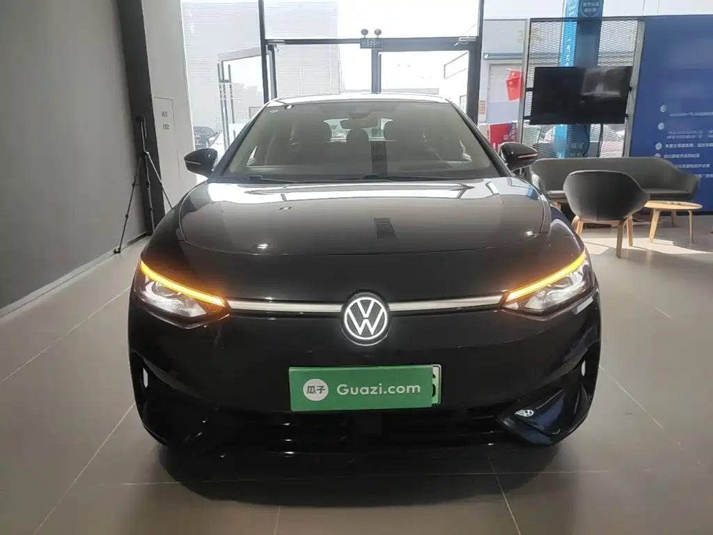 Photo 3 - Volkswagen ID.7 VIZZION