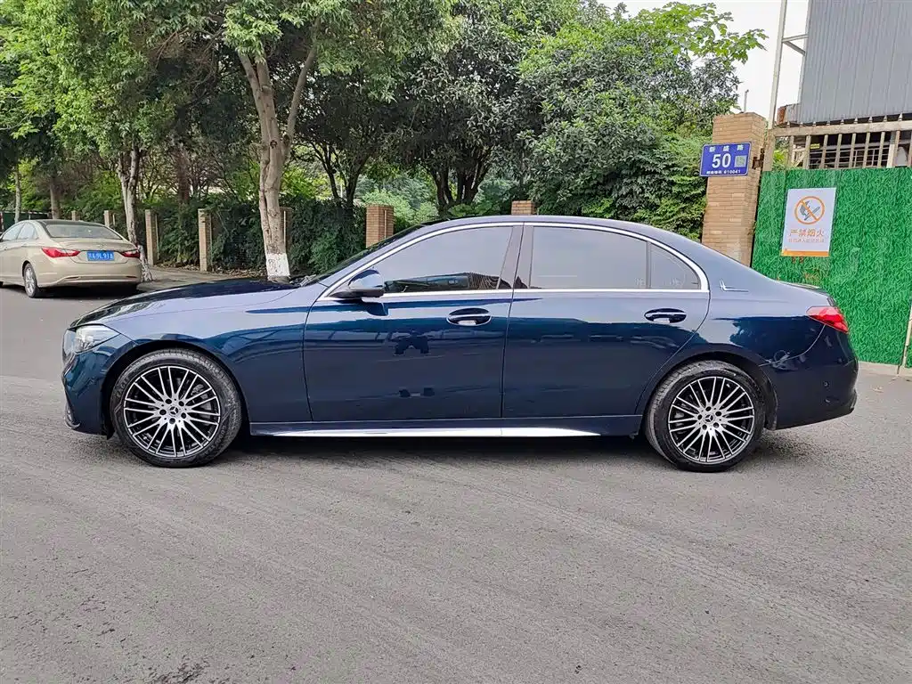 Mercedes-Benz C-Class 2022 C 260 L Sport Edition фото 3