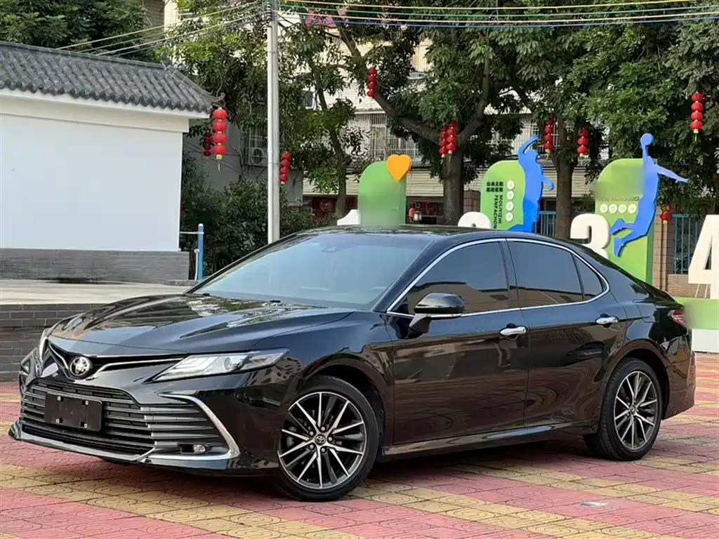 Toyota Camry 2021 2.5G Luxury Edition