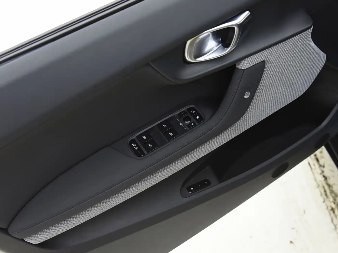 Polestar 2 2022 2020 Launch Edition
