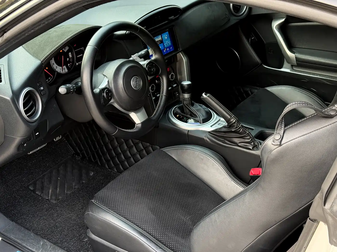 Toyota 86 2019 2.0L Automatic Luxury Edition фото 9