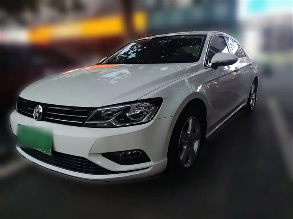 Volkswagen Lamando 2015 230TSI DSG Style фото 25