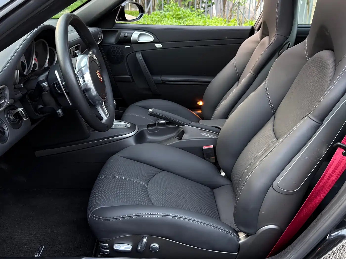 Porsche 911 2006 Turbo AT 3.6T фото 16