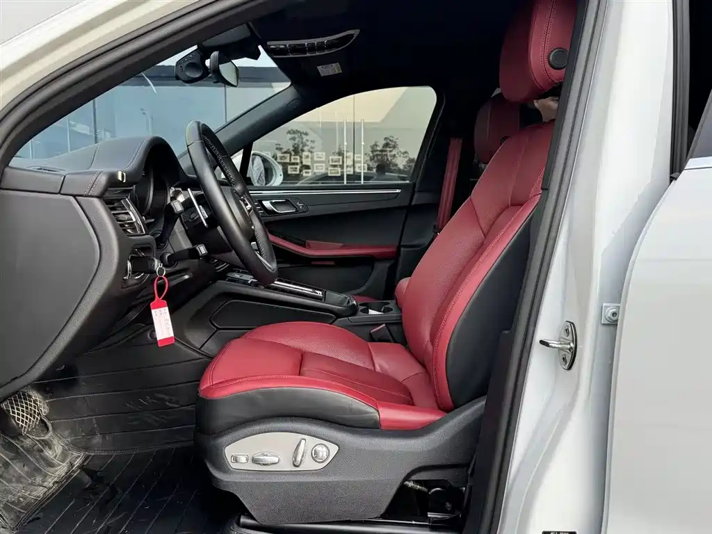 Porsche Macan 2024 Macan 2.0T фото 12