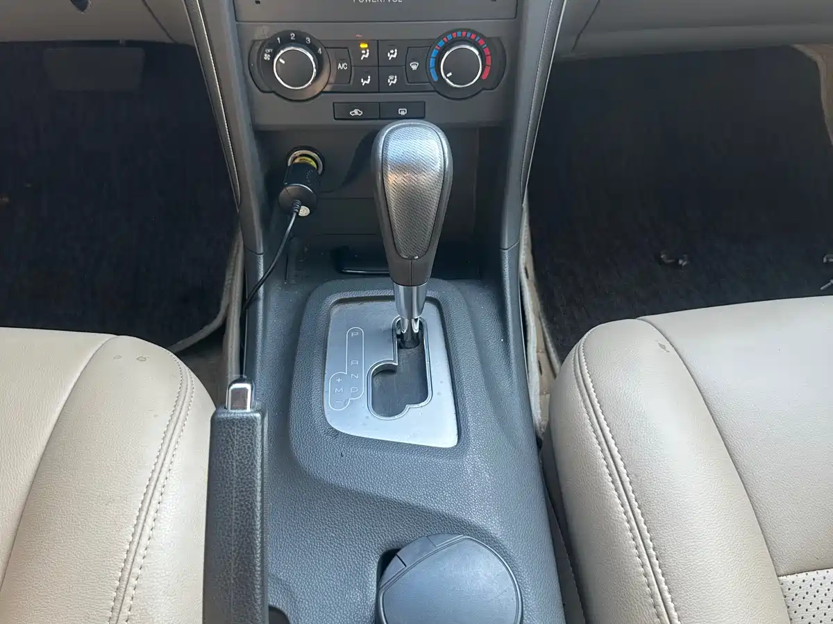 Chevrolet Epica 2013 1.8 SE Comfort AT фото 16
