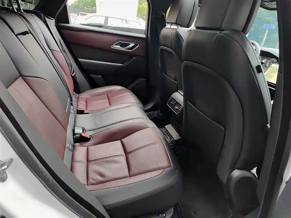 Land Rover Range Rover Velar 2024 Dynamic HSE фото 11