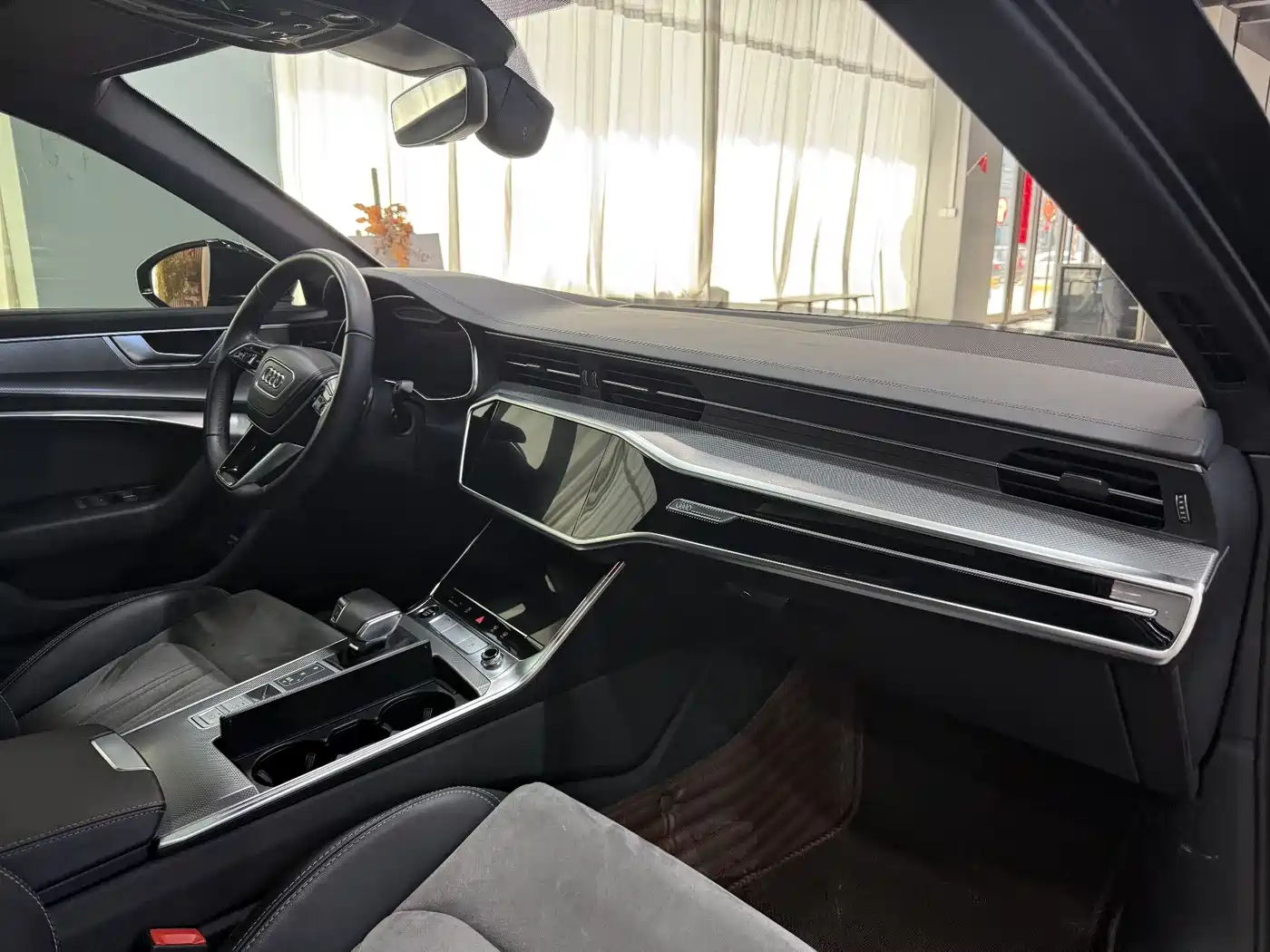 Audi A6L 2024 45 TFSI Premium Dynamic фото 6