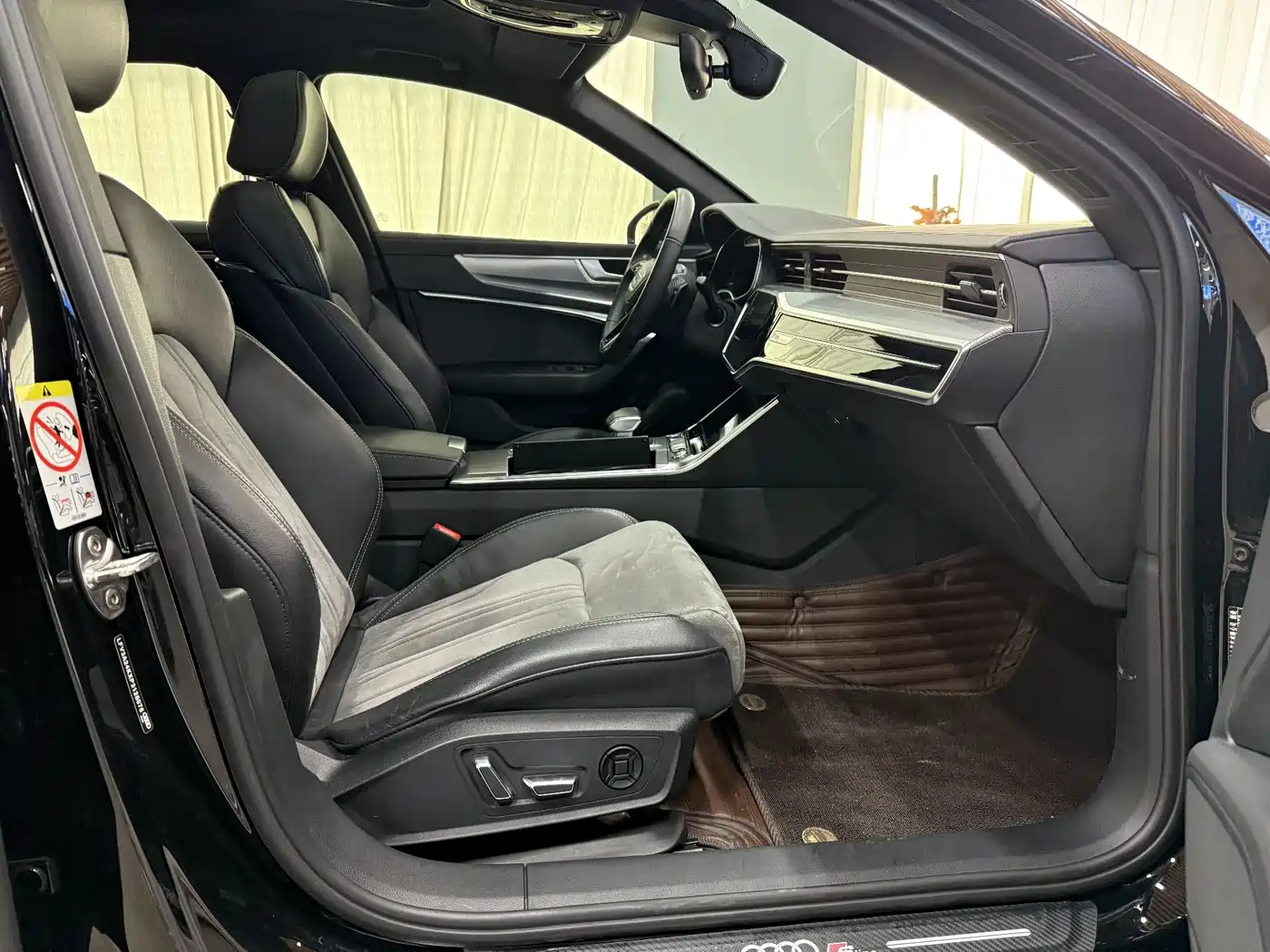 Audi A6L 2024 45 TFSI Premium Dynamic фото 8