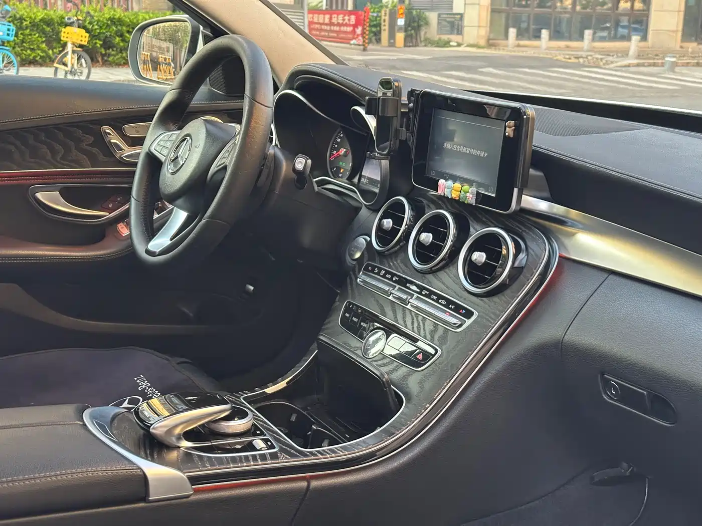 Mercedes-Benz C-Class 2015 Facelift C 200 L Sport фото 9