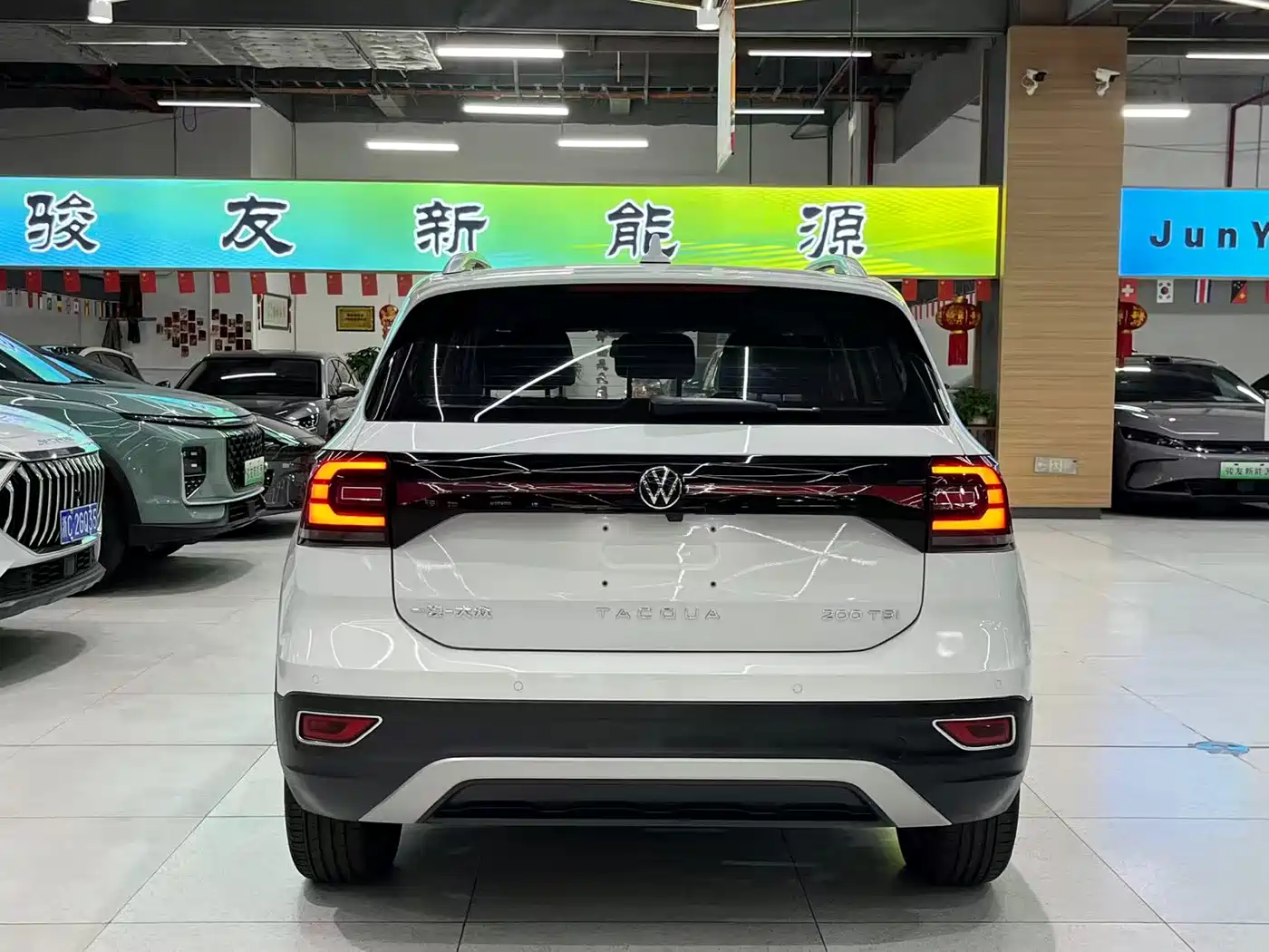 VOLKSWAGEN EXPLORING THE SHADOW