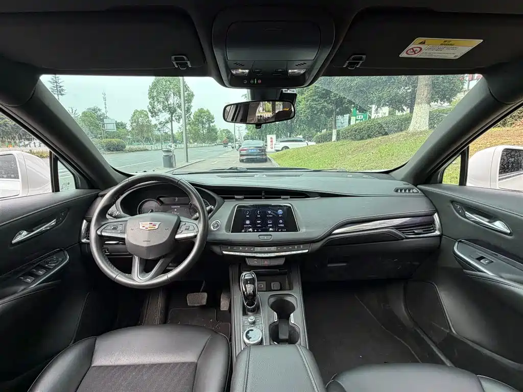 Cadillac XT4 2022 28T FWD Style фото 11