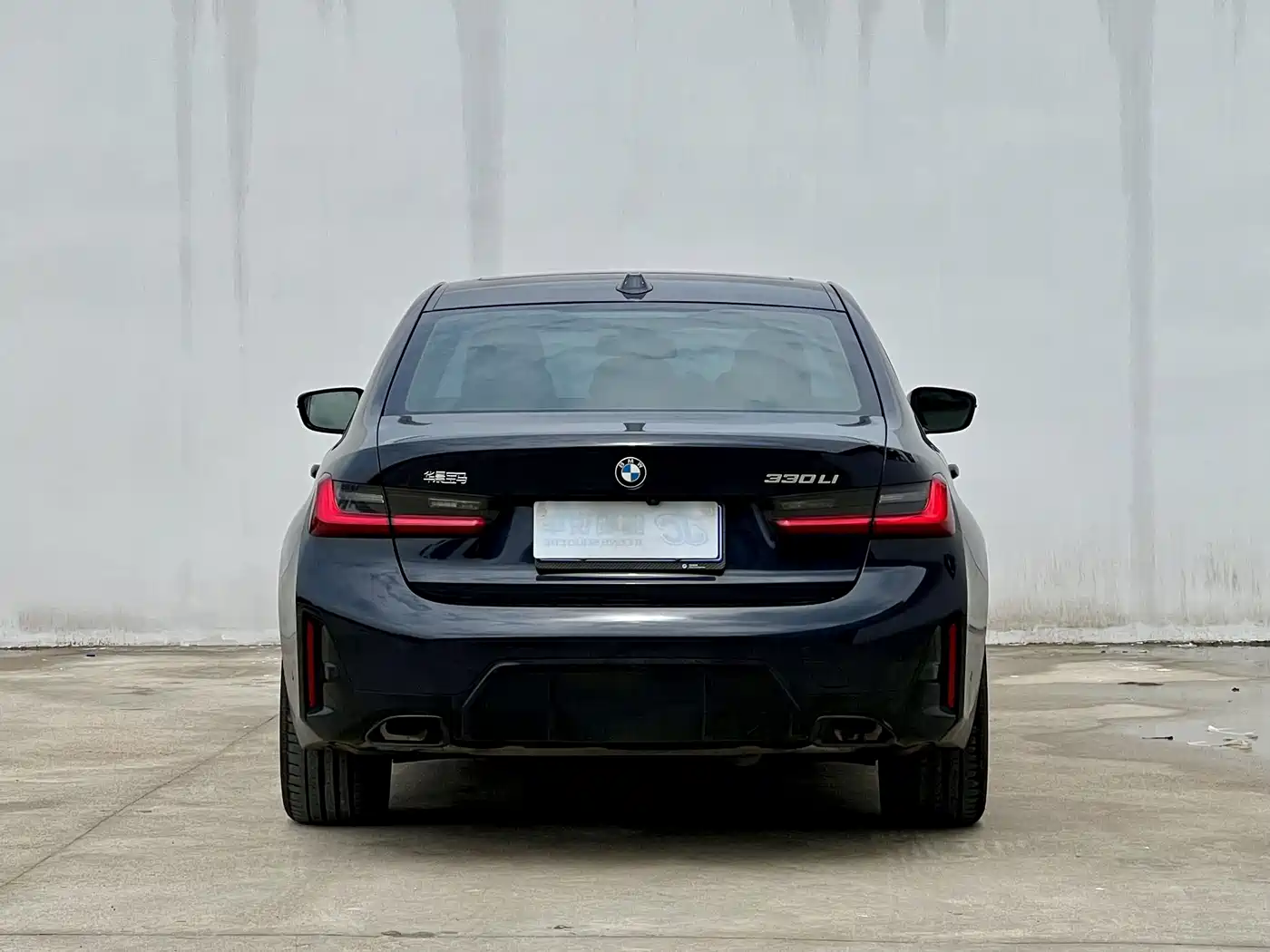 BMW 3 Series 2026 2025 330Li M Sport Night Edition