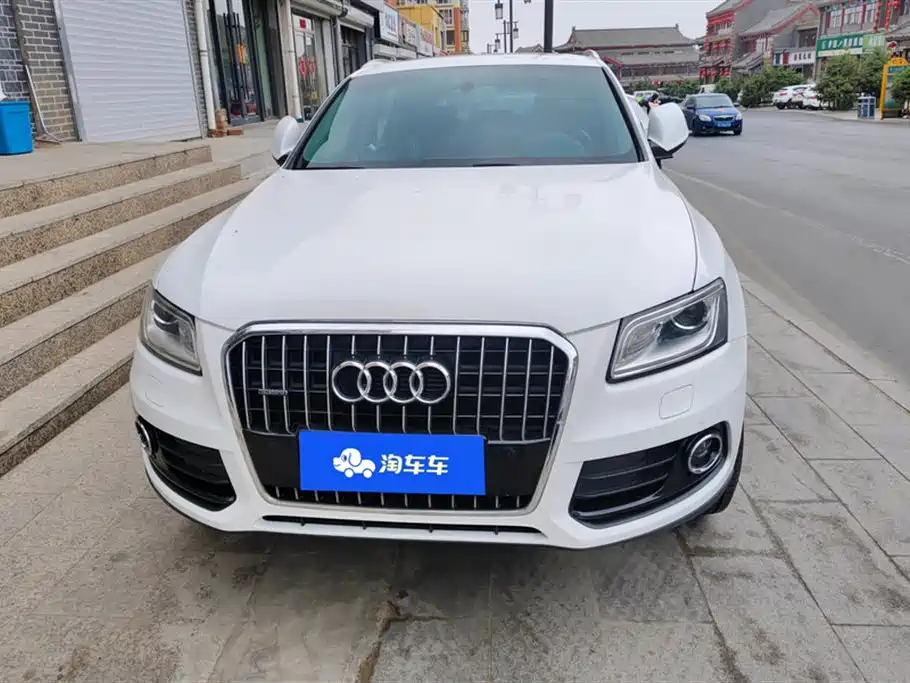 Audi Q5 2015 40 TFSI Technology фото 2
