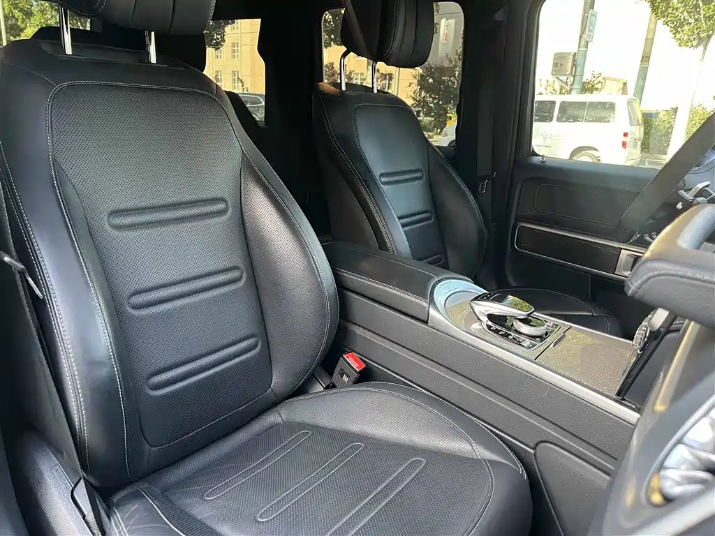 Mercedes-Benz G-Class 2022 G 500 фото 8