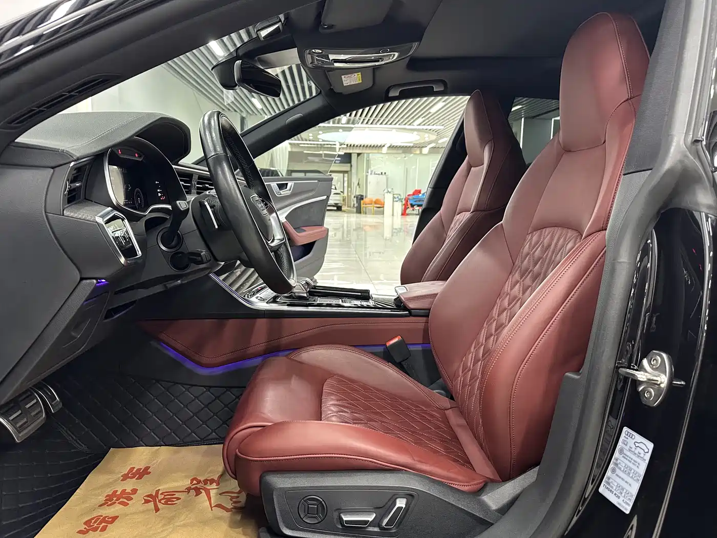 Audi A7L 2024 45 TFSI quattro S-line Black Warrior Edition фото 8