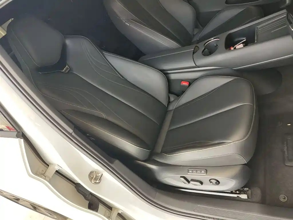 Volkswagen Unique 06 2024 Facelift Ultra Long Range фото 25