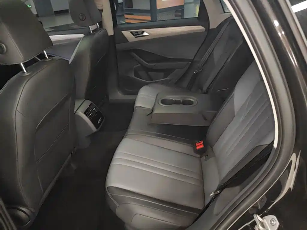 Volkswagen Sagitar 2026 2026 Model 30 Million Special Selection 300TSI DSG Surpass Edition