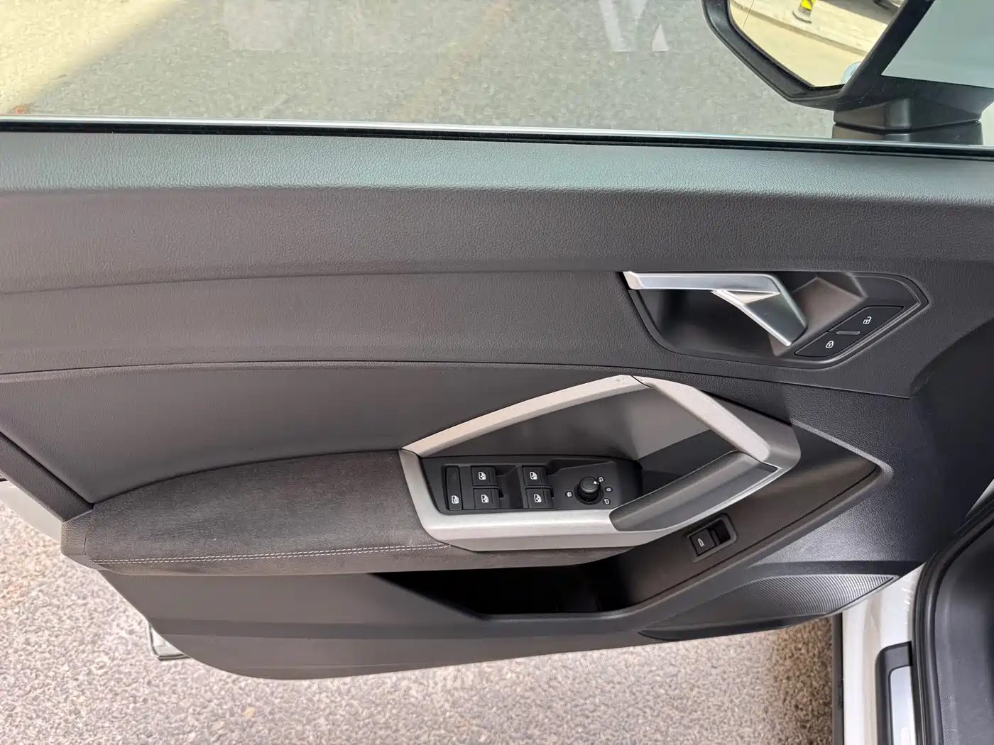 Audi Q3 2023 35 TFSI Progressive Dynamic (1.4T) фото 11
