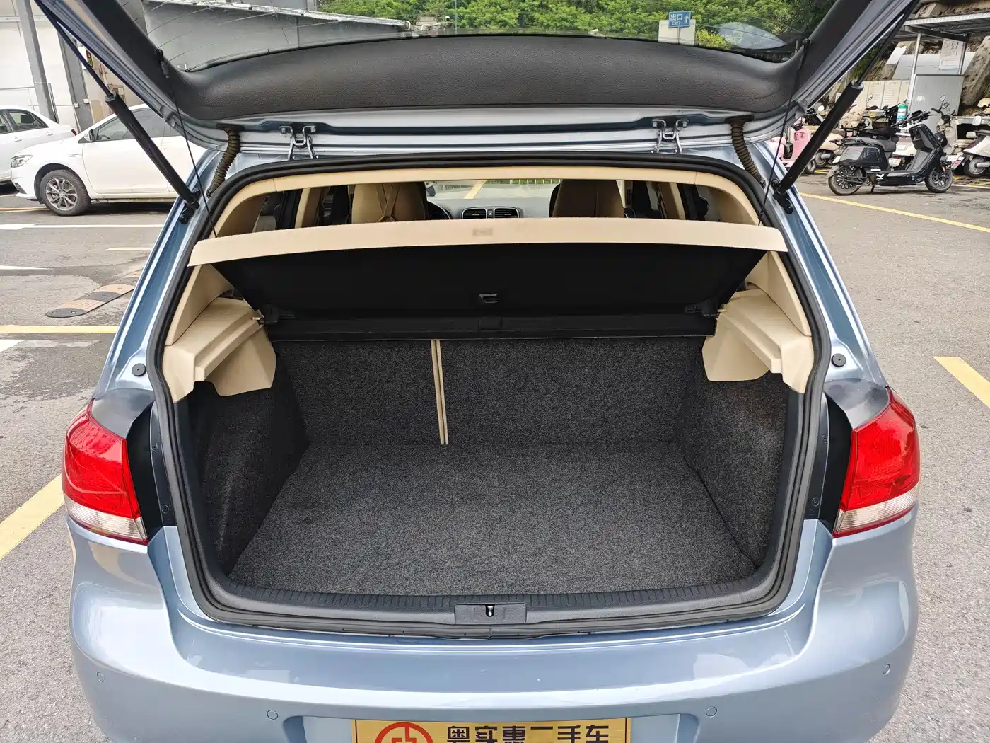 Volkswagen Golf 2012 1.6 Automatic Comfort Type фото 16