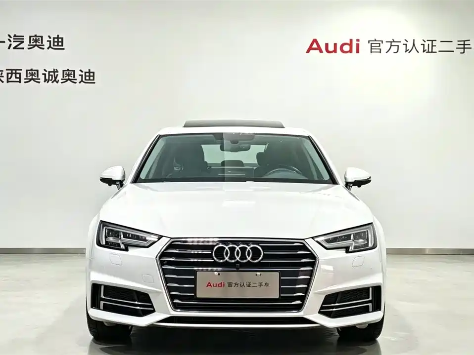 Фото 2 - Audi A4L