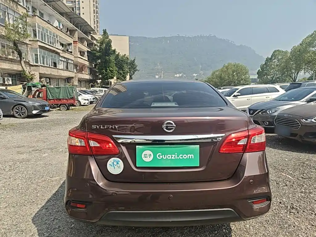 Фото 6 - Nissan Sylphy