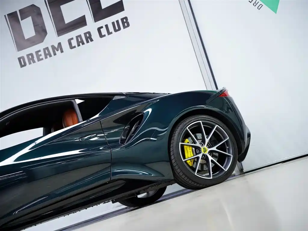 Lotus Cars EMIRA 2021 2.0T DCT First Edition фото 19