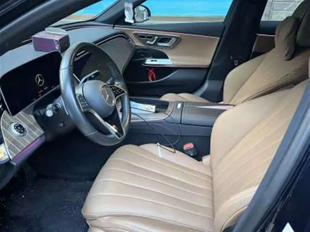 Mercedes-Benz E-Class 2024 E 300 L Fashion фото 6