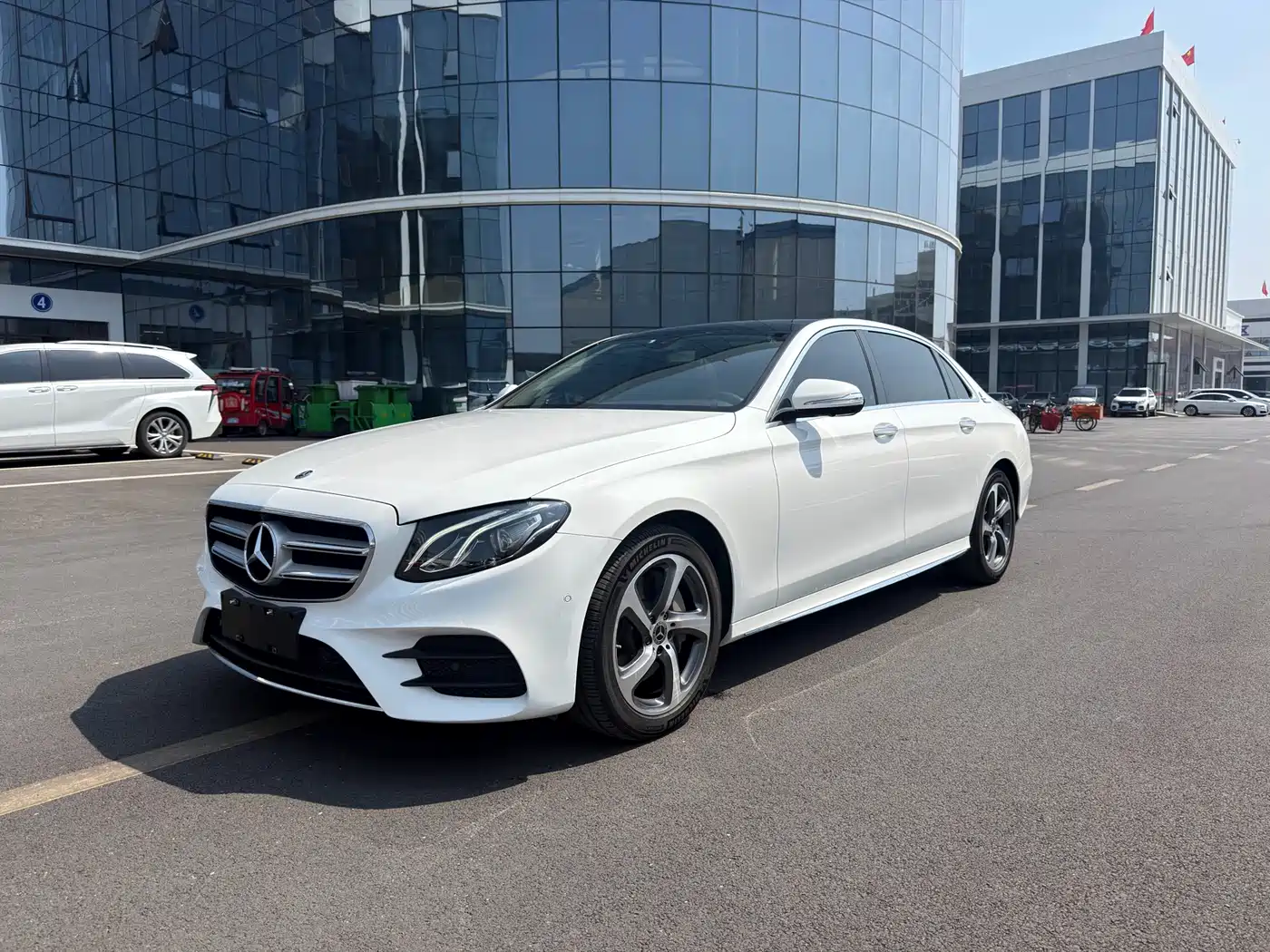 Mercedes-Benz E-Class 2019 Facelift E 300 L Sport Luxury фото 2