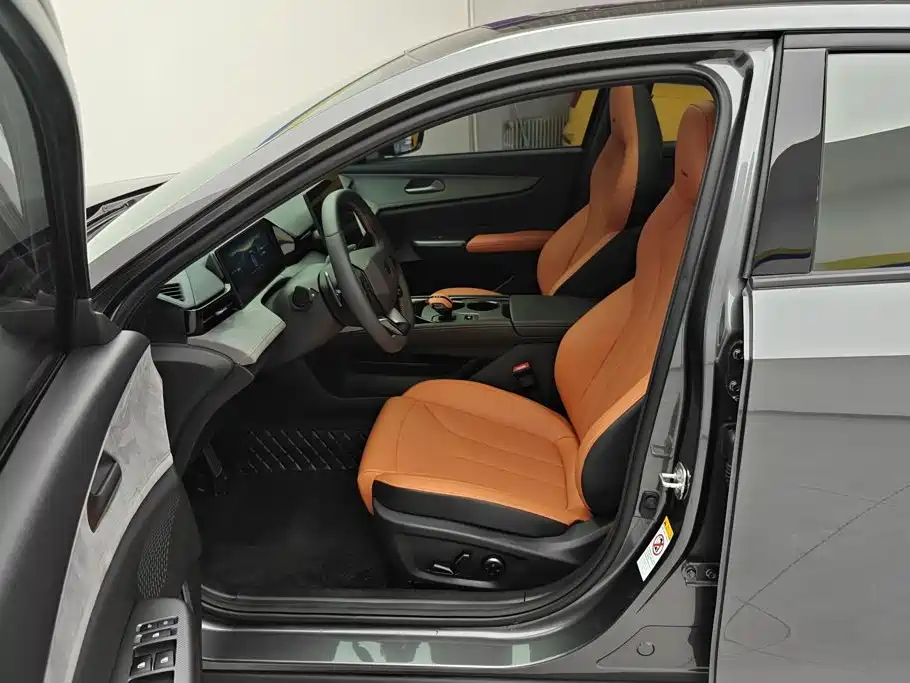Changan UNI-V 2025 2025 2.0T Sport Version