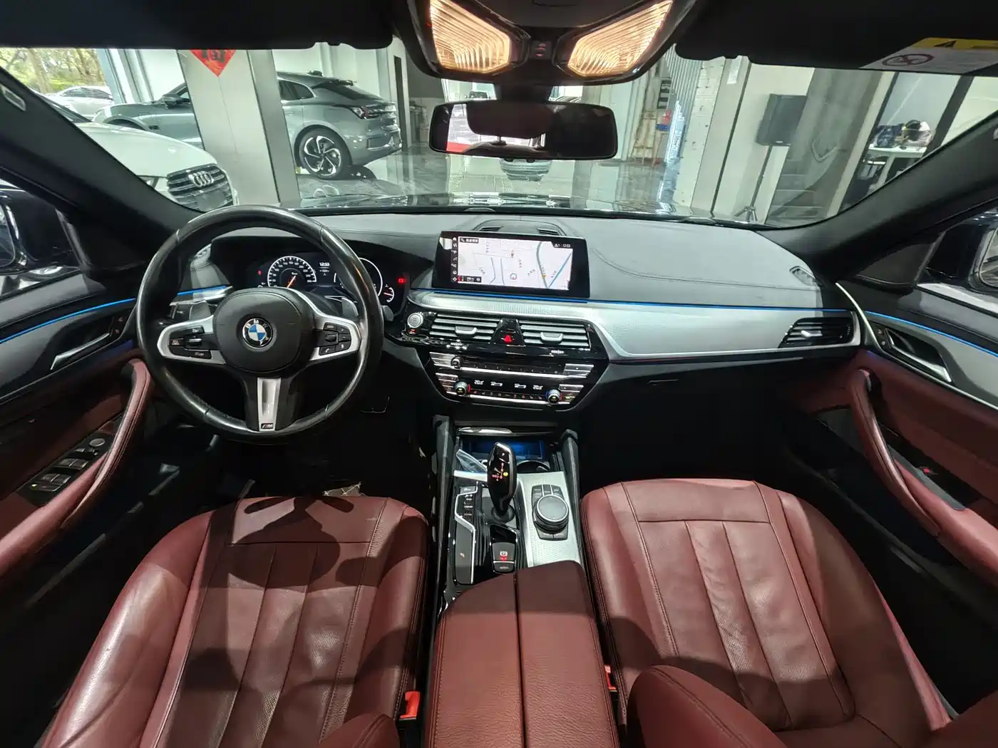 BMW 5 Series 2019 530Li Leading M Sport Package фото 7