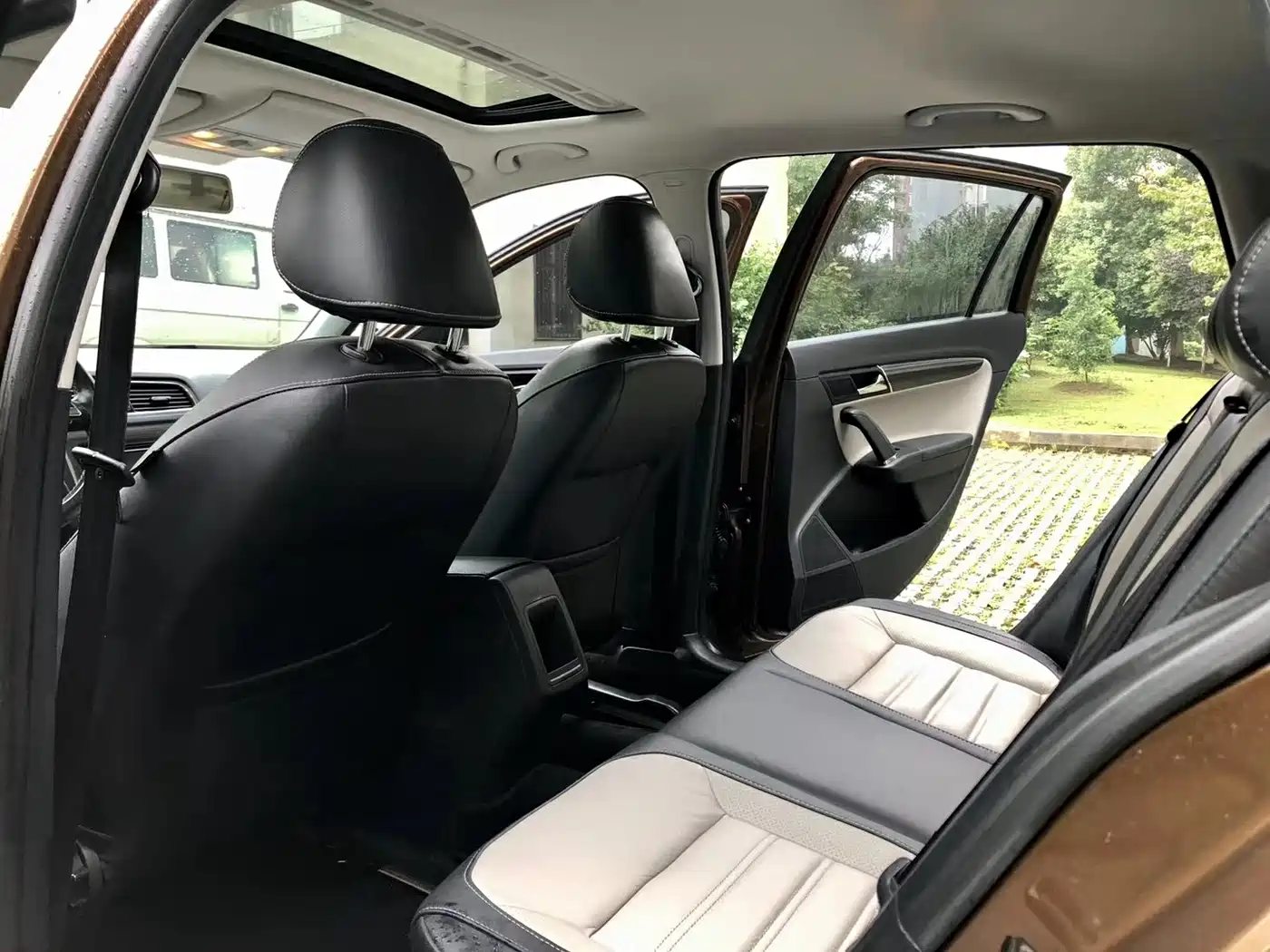 Volkswagen Gran Lavida 2014 1.4TSI DSG фото 7