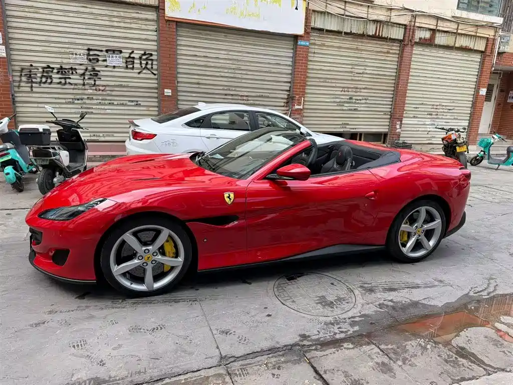 Ferrari Portofino 2019 2018 Model 3.9T