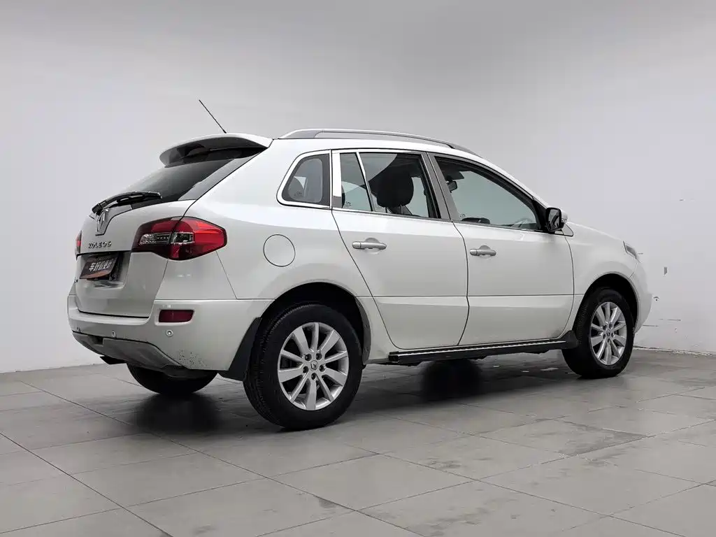 Renault Koleos (Import) 2014 2014 2.0L 2WD Fashion Edition