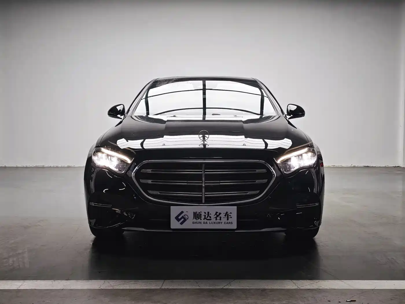 Mercedes-Benz E-Class 2025 Facelift E 260 L фото 2