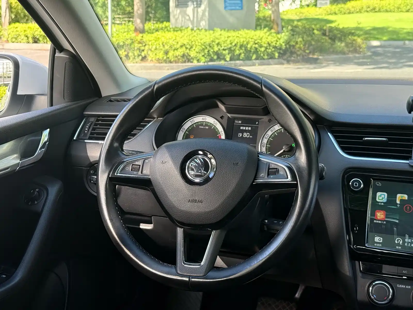 Фото 6 - Škoda Octavia