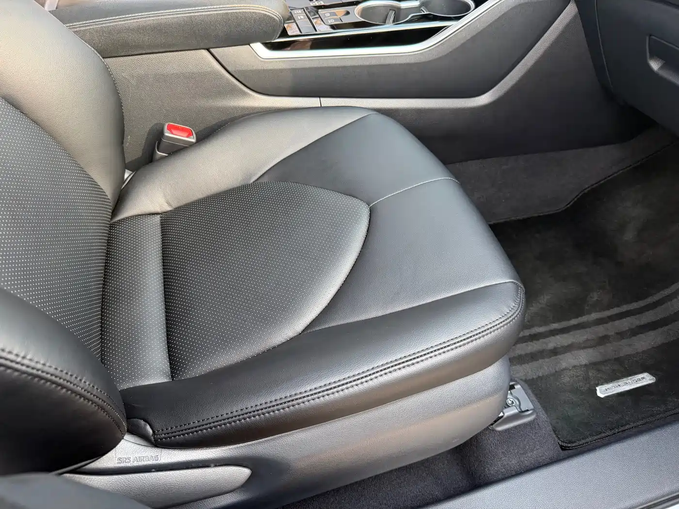 Toyota Highlander 2024 2.5L Smart Hybrid 2WD Elite 5-seater фото 22