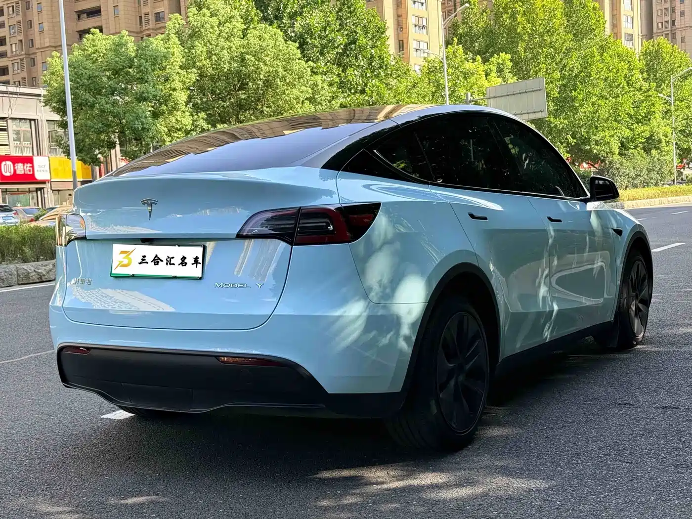 Фото 10 - Tesla Model Y