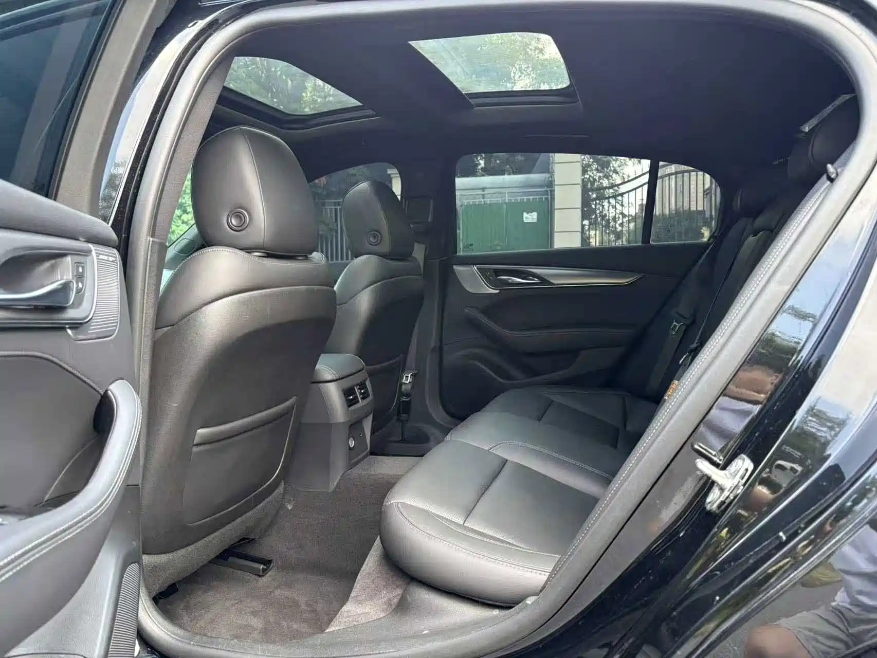 Photo 8 - Cadillac CT5