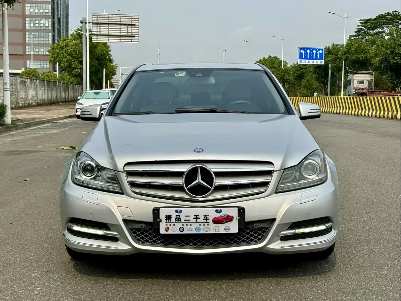 Mercedes-Benz C-Class 2011 C 200 CGI Fashion фото 2