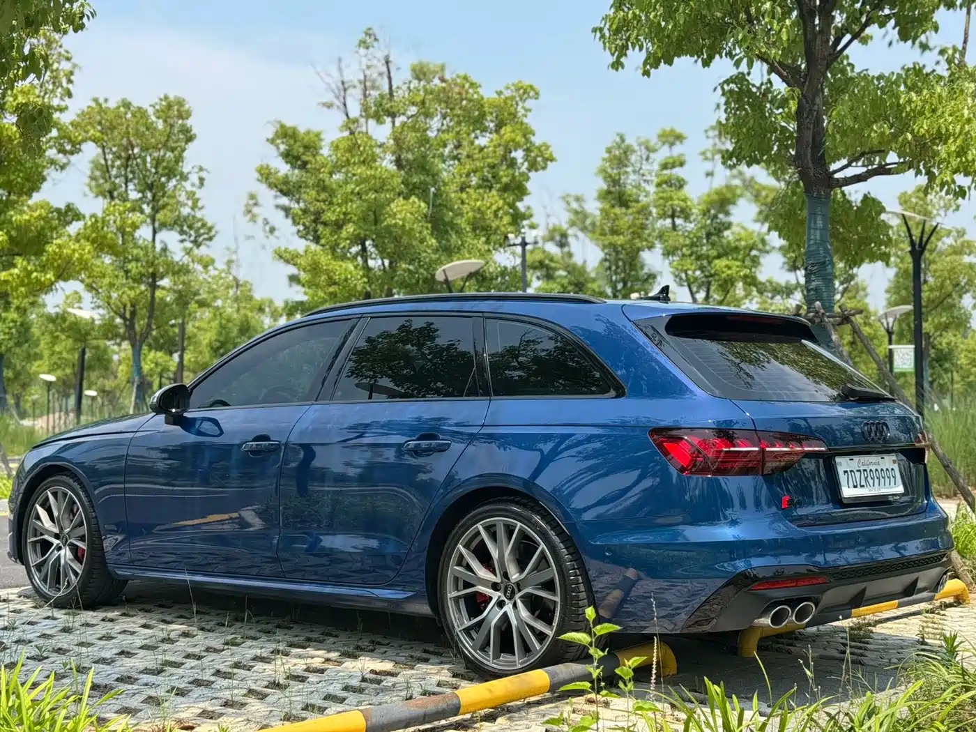 Audi S4 2025 S4 Avant 3.0TFSI фото 14
