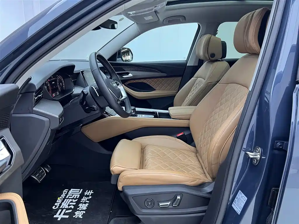 Audi Q6 2024 2024 45 TFSI quattro Qi Yun Yu Lin Package 6-seater